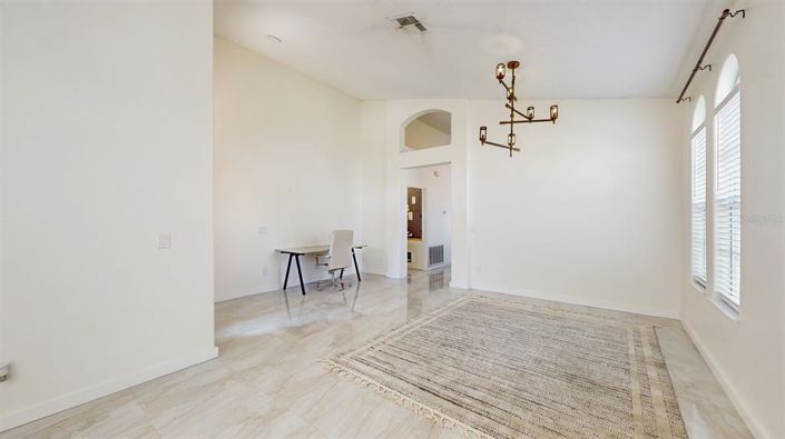 Image No.10-4 Bed Property for sale