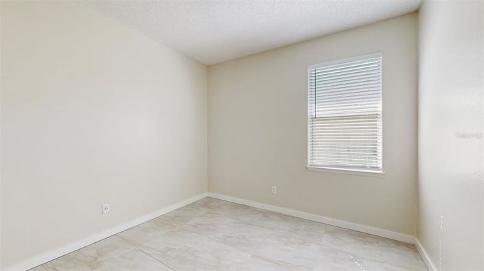 Image No.20-4 Bed Property for sale