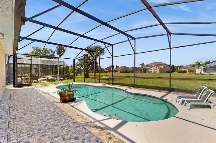 Image No.26-4 Bed Property for sale