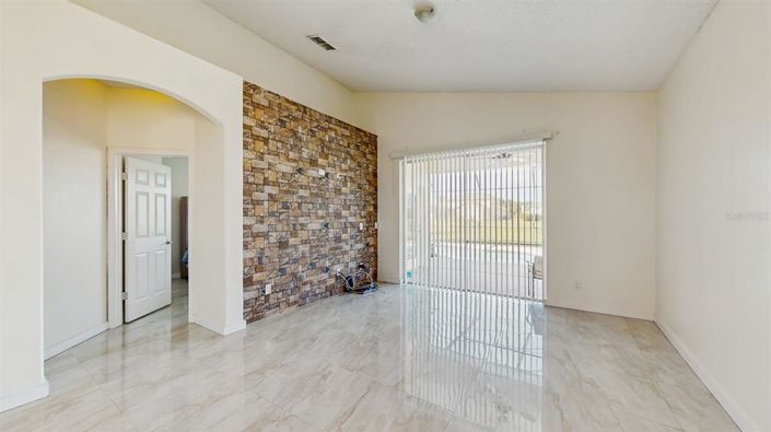 Image No.6-4 Bed Property for sale