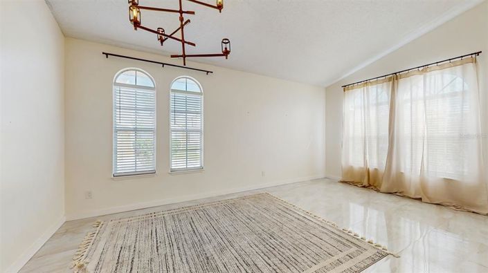 Image No.9-4 Bed Property for sale