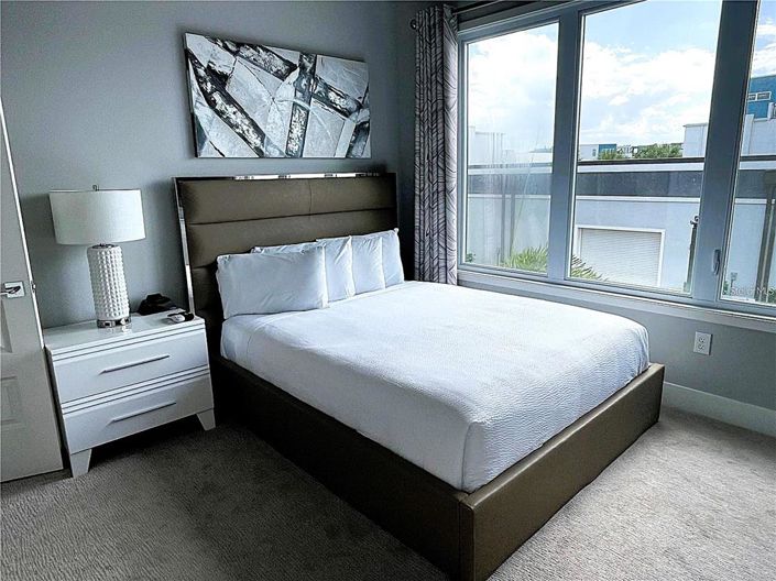 Image No.11-4 Bed Property for sale