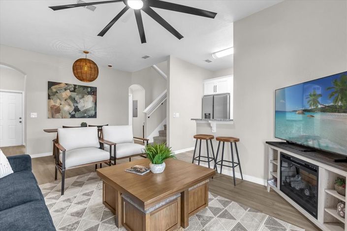 Image No.4-4 Bed Property for sale