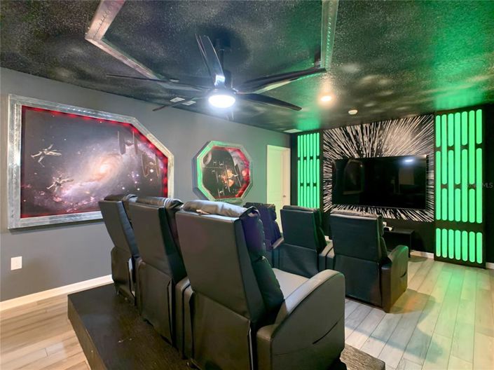 Image No.14-10 Bed Property for sale