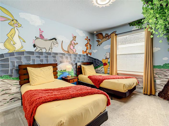 Image No.30-10 Bed Property for sale