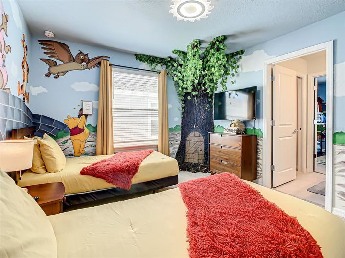 Image No.31-10 Bed Property for sale