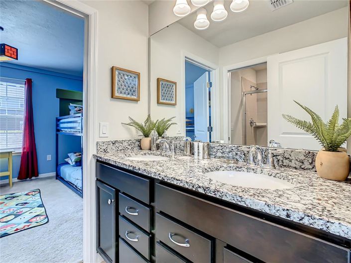 Image No.34-10 Bed Property for sale