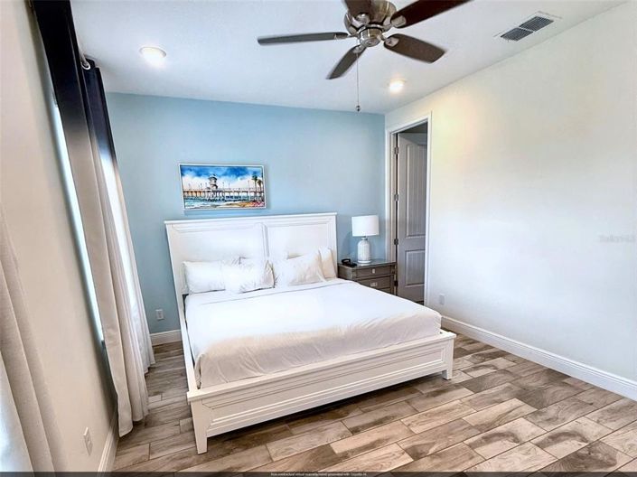 Image No.10-3 Bed Townhouse for sale