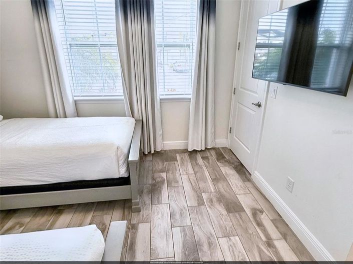 Image No.21-3 Bed Townhouse for sale