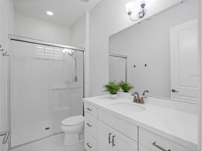 Image No.33-6 Bed Property for sale