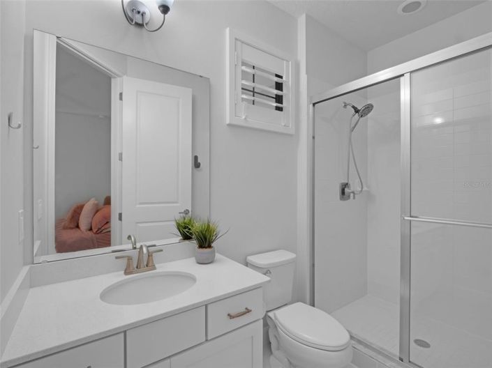 Image No.38-6 Bed Property for sale