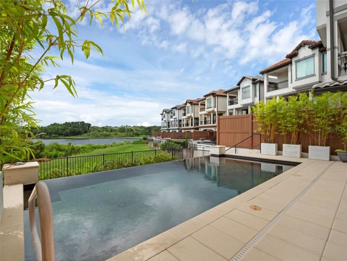 Image No.49-6 Bed Property for sale