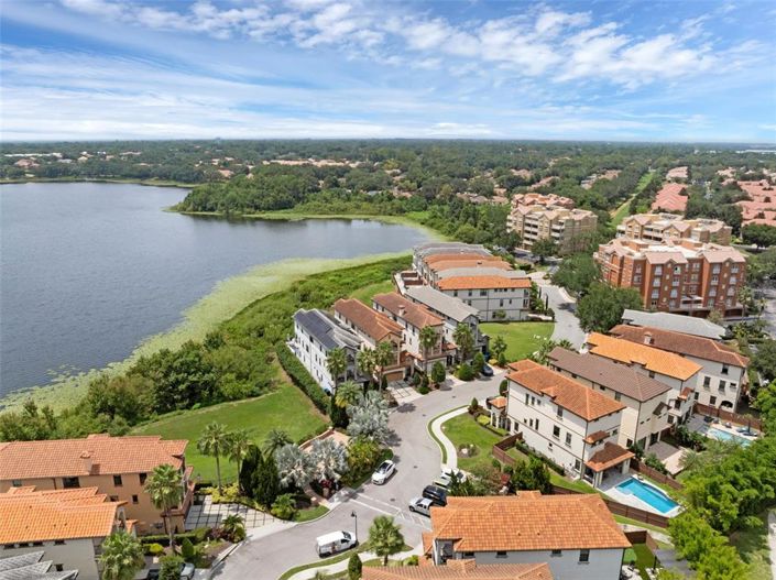 Image No.56-6 Bed Property for sale