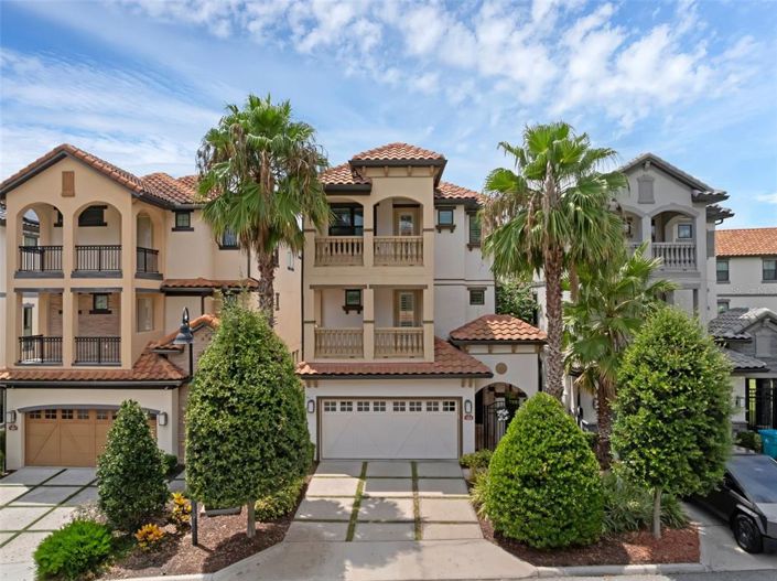 Image No.57-6 Bed Property for sale