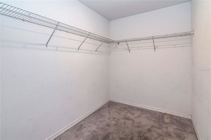 Image No.20-3 Bed Townhouse for sale