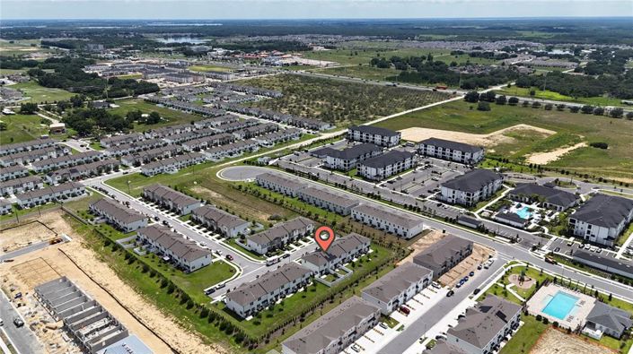 Image No.33-3 Bed Townhouse for sale