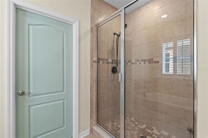 Image No.15-3 Bed Property for sale