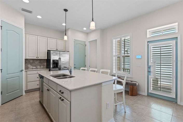 Image No.6-3 Bed Property for sale