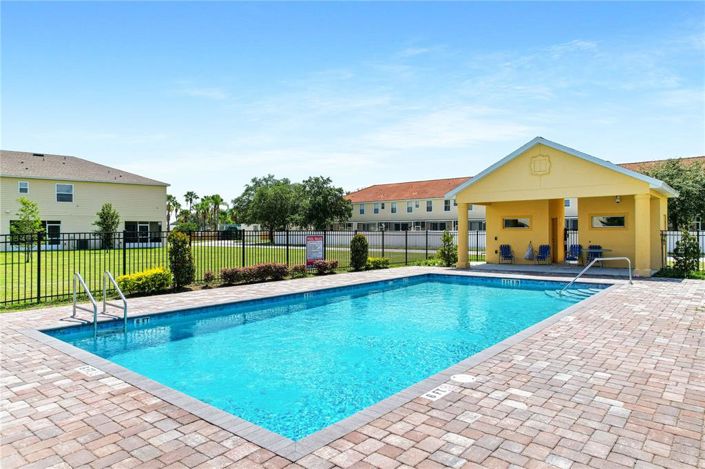 Image No.33-3 Bed Townhouse for sale