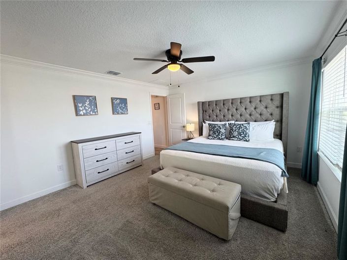 Image No.14-4 Bed Townhouse for sale