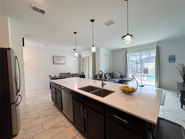 Image No.8-4 Bed Townhouse for sale