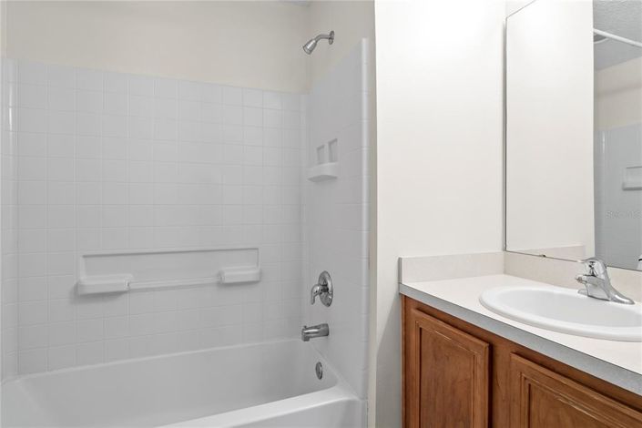 Image No.20-4 Bed Property for sale