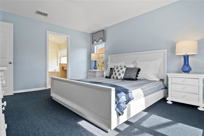 Image No.22-4 Bed Property for sale