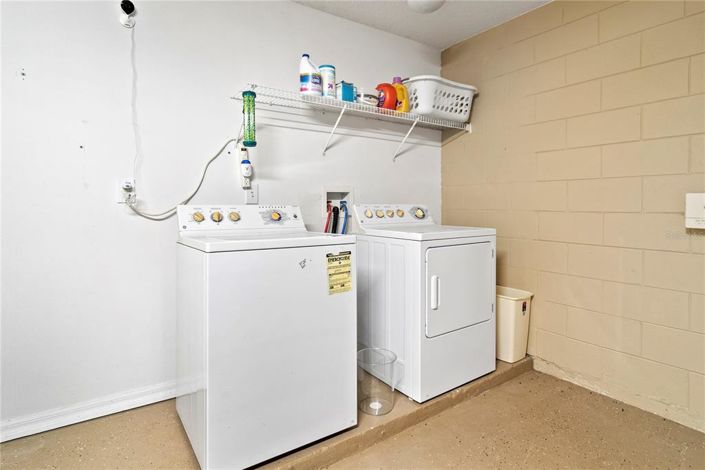 Image No.27-4 Bed Property for sale