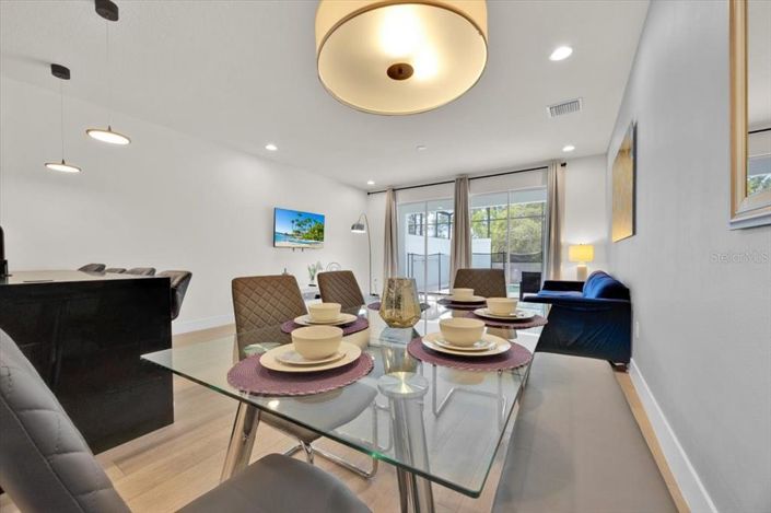 Image No.16-3 Bed Townhouse for sale