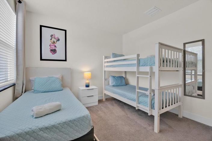 Image No.26-3 Bed Townhouse for sale