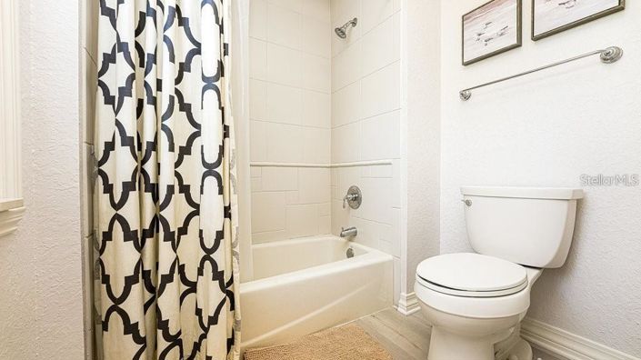 Image No.15-3 Bed Property for sale