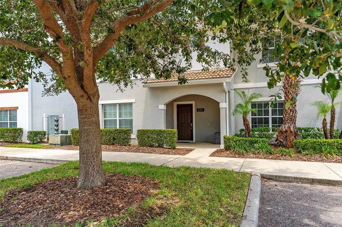 Image No.3-5 Bed Townhouse for sale