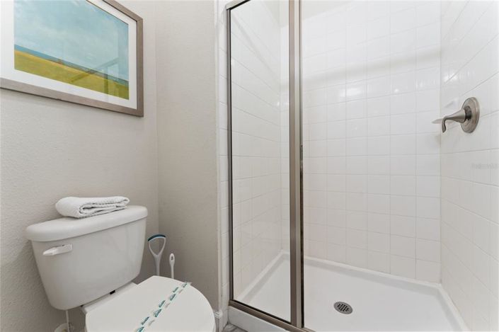 Image No.30-5 Bed Townhouse for sale