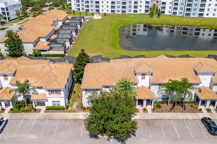 Image No.9-5 Bed Townhouse for sale