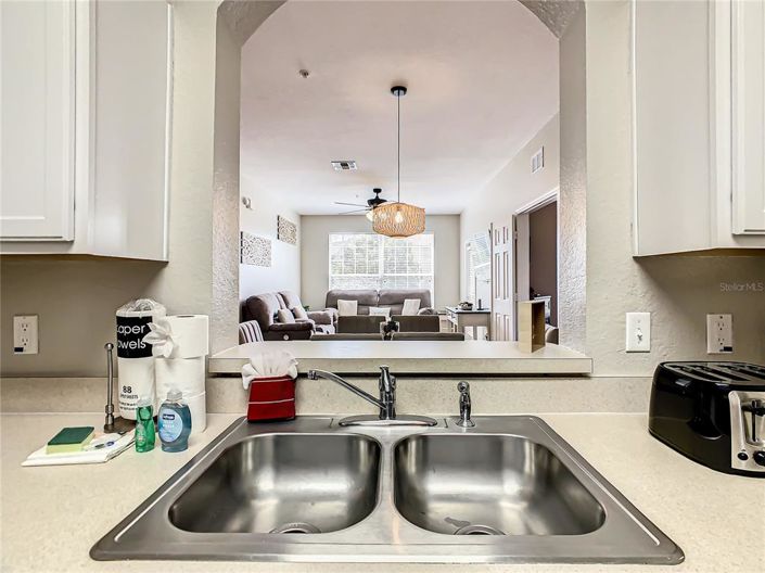 Image No.13-3 Bed Property for sale