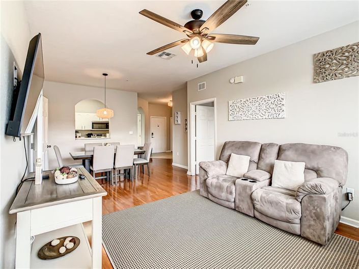 Image No.21-3 Bed Property for sale