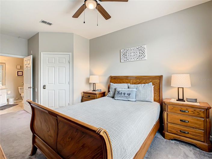 Image No.24-3 Bed Property for sale