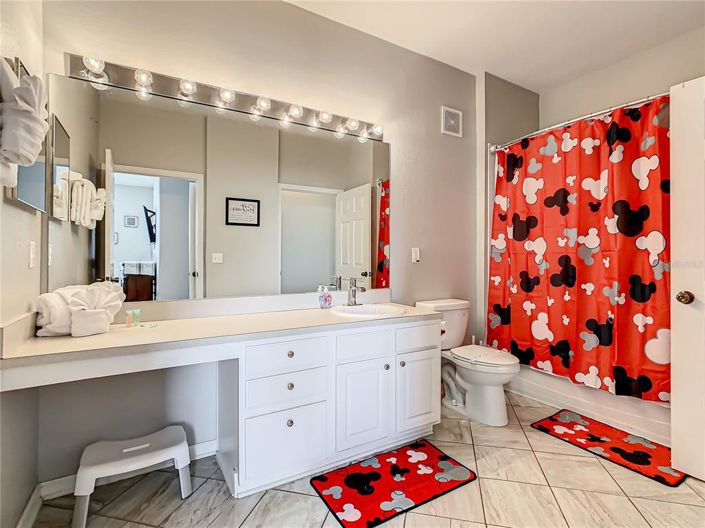 Image No.42-3 Bed Property for sale