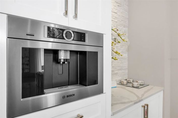 Image No.21-5 Bed Property for sale