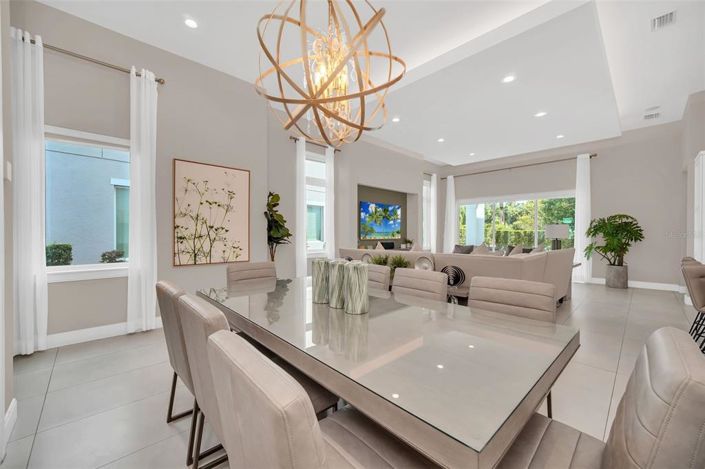 Image No.9-5 Bed Property for sale