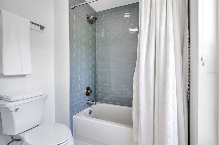 Image No.37-4 Bed Property for sale