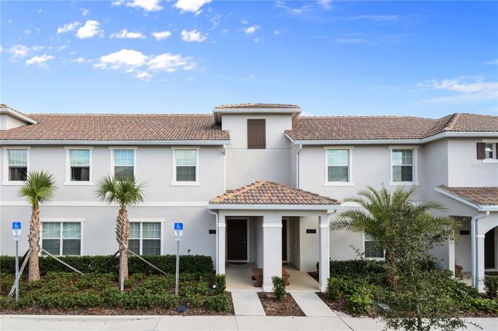 Image No.25-4 Bed Townhouse for sale