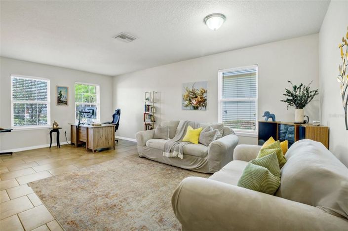 Image No.11-4 Bed Property for sale