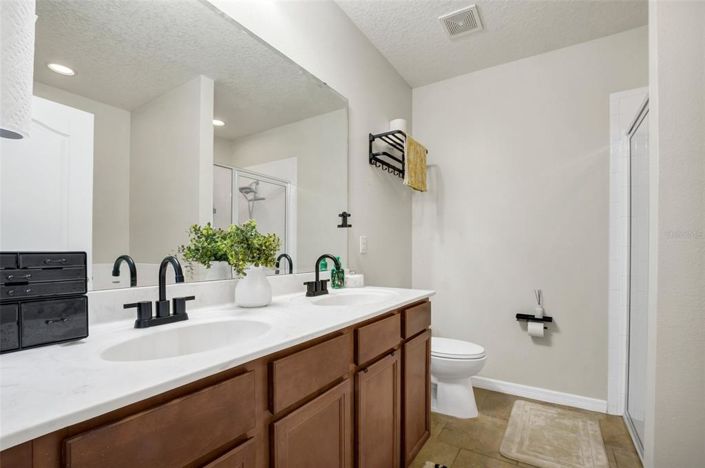 Image No.23-4 Bed Property for sale