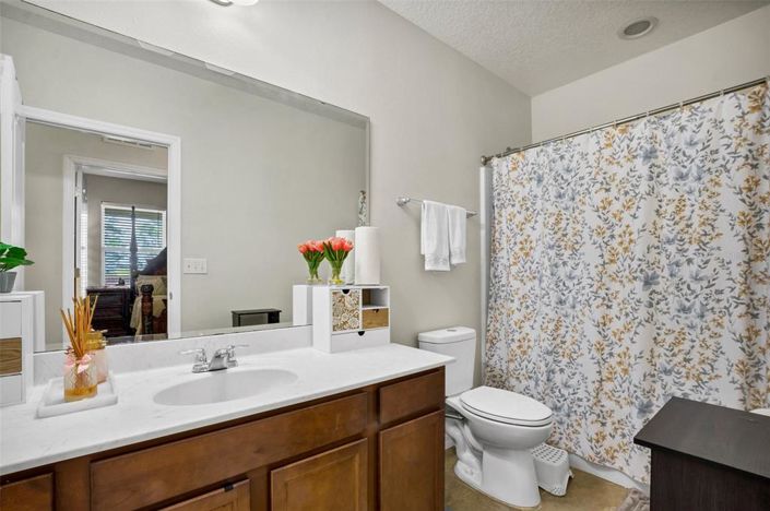 Image No.32-4 Bed Property for sale