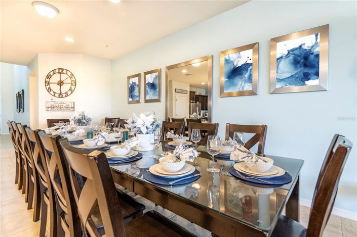 Image No.12-8 Bed Property for sale