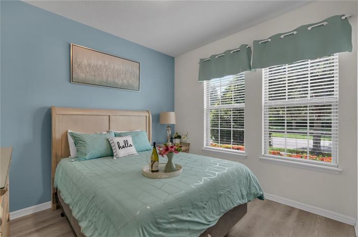 Image No.21-8 Bed Property for sale