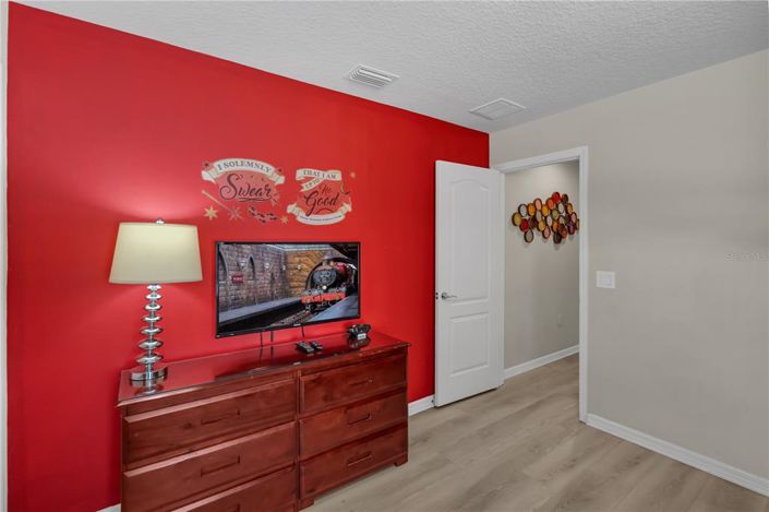 Image No.39-8 Bed Property for sale