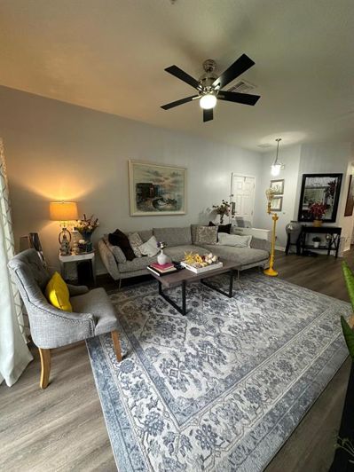 Image No.10-3 Bed Property for sale