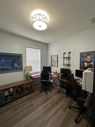 Image No.33-3 Bed Property for sale